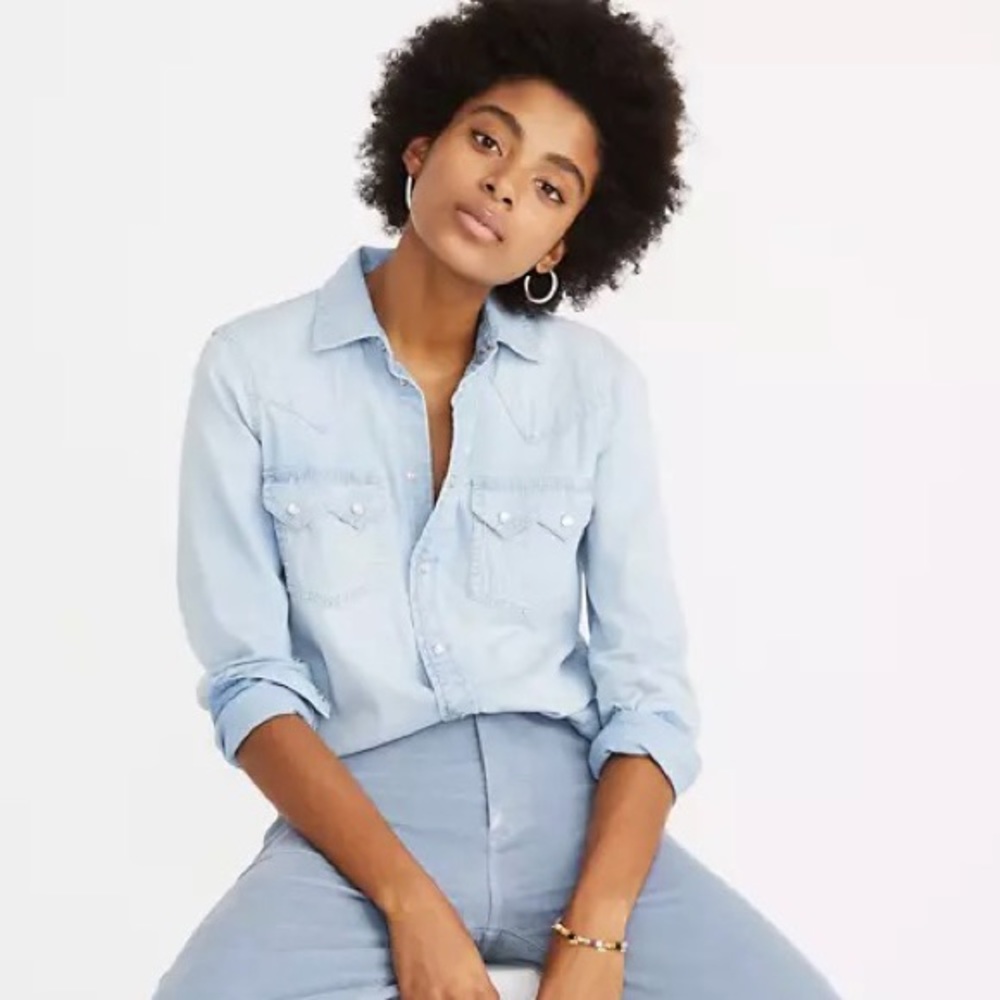 Madewell Light Blue Button Down Shirt - Picture 1 of 15